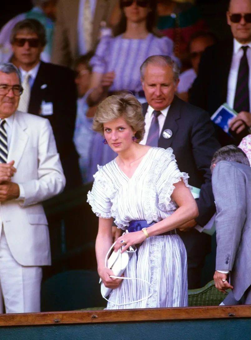 显得尤为重 显得尤为重