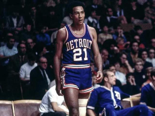 这场交易背 这场交易背